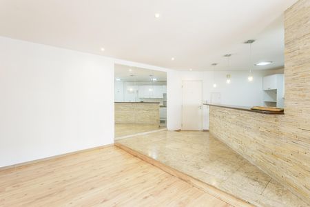 Sala de apartamento para alugar com 2 quartos, 80m² em Vila Olímpia, São Paulo