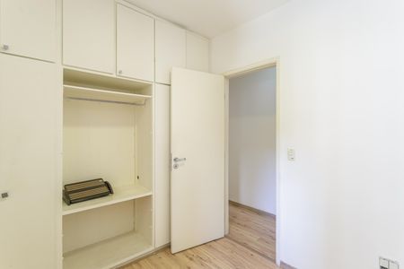 Quarto 1 de apartamento para alugar com 2 quartos, 80m² em Vila Olímpia, São Paulo