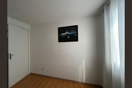 Quarto 1 de apartamento para alugar com 2 quartos, 50m² em Vila Zat, São Paulo