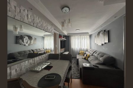 Sala de apartamento para alugar com 2 quartos, 50m² em Vila Zat, São Paulo