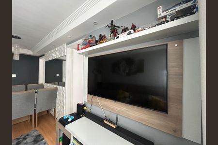 Sala de apartamento para alugar com 2 quartos, 50m² em Vila Zat, São Paulo