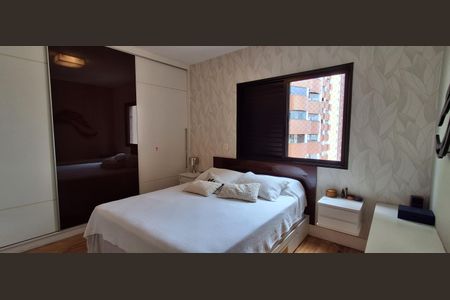 Apartamento à venda com 132m², 2 quartos e 3 vagas Apartamento à venda com 132m², 2 quartos e 3 vagasSuíte 1