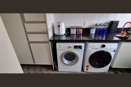 Apartamento à venda com 132m², 2 quartos e 3 vagas Apartamento à venda com 132m², 2 quartos e 3 vagasÁrea de Serviço