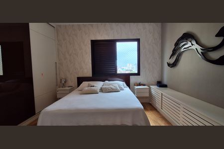 Apartamento à venda com 132m², 2 quartos e 3 vagas Apartamento à venda com 132m², 2 quartos e 3 vagasSuíte 1