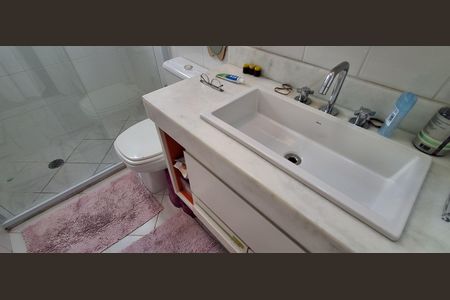 Apartamento à venda com 132m², 2 quartos e 3 vagas Apartamento à venda com 132m², 2 quartos e 3 vagasBanheiro Suíte 2