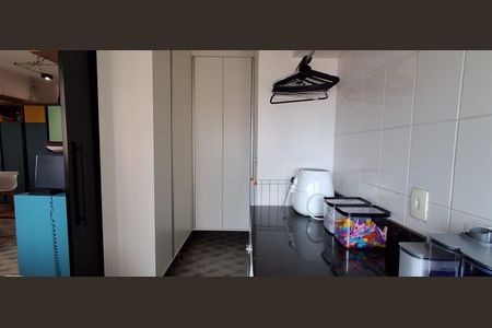 Apartamento à venda com 132m², 2 quartos e 3 vagas Apartamento à venda com 132m², 2 quartos e 3 vagasÁrea de Serviço