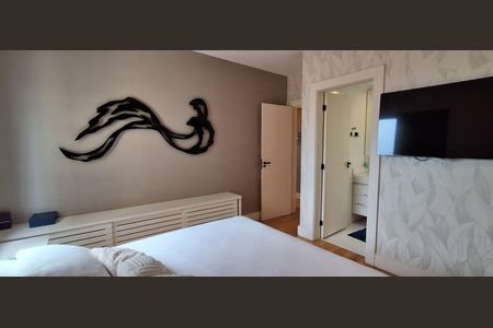 Apartamento à venda com 132m², 2 quartos e 3 vagas Apartamento à venda com 132m², 2 quartos e 3 vagasSuíte 1