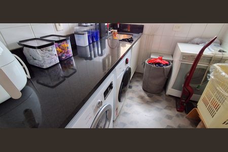 Apartamento à venda com 132m², 2 quartos e 3 vagas Apartamento à venda com 132m², 2 quartos e 3 vagasÁrea de Serviço