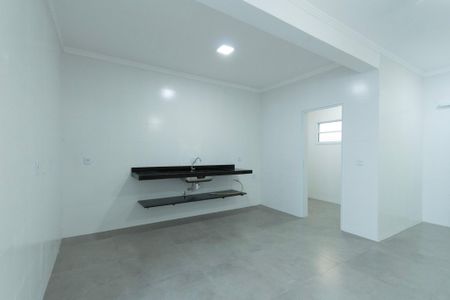 Casa para alugar com 288m², 2 quartos e 2 vagasCozinha 