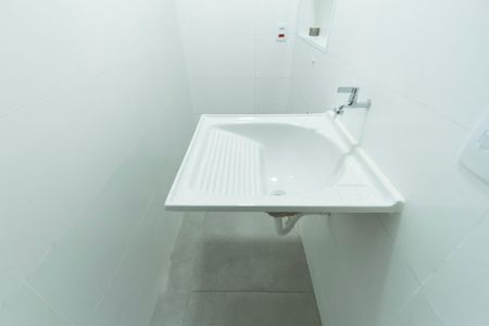 Casa para alugar com 288m², 2 quartos e 2 vagasÁrea de Serviço Piso Inferior 