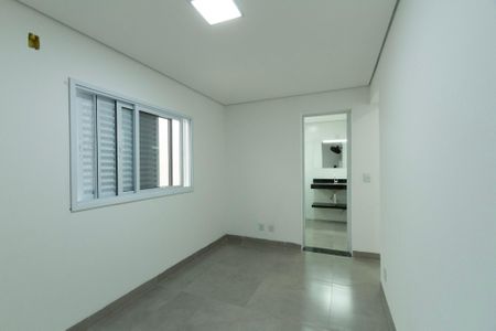 Casa para alugar com 288m², 2 quartos e 2 vagasSuíte 
