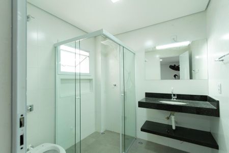 Casa para alugar com 288m², 2 quartos e 2 vagasBanheiro Suíte 