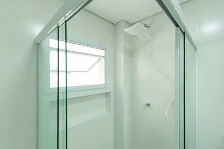 Casa para alugar com 288m², 2 quartos e 2 vagasBanheiro Suíte 