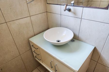 Apartamento para alugar com 62m², 2 quartos e 1 vaga Apartamento para alugar com 62m², 2 quartos e 1 vagaBanheiro