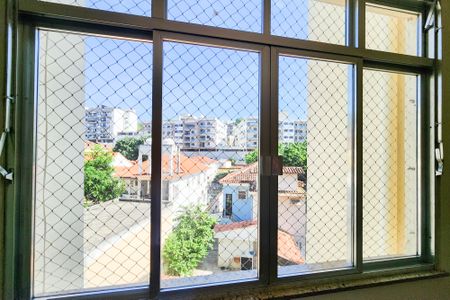 Vista do Quarto 1 de apartamento para alugar com 2 quartos, 62m² em Vila Isabel, Rio de Janeiro