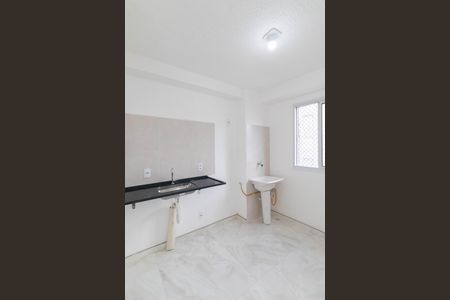 Apartamento para alugar com 34m², 2 quartos e sem vaga Apartamento para alugar com 34m², 2 quartos e sem vagaCozinha e Área de Serviço