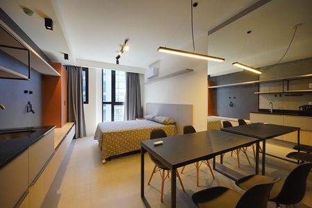 Sala -quarto de kitnet/studio para alugar com 1 quarto, 31m² em Trindade, Florianópolis