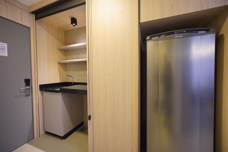 Cozinha de kitnet/studio para alugar com 1 quarto, 31m² em Trindade, Florianópolis