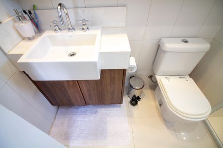 Apartamento à venda com 103m², 3 quartos e 2 vagas Apartamento à venda com 103m², 3 quartos e 2 vagasBanheiro da Suíte