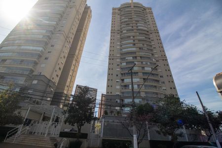 Apartamento à venda com 103m², 3 quartos e 2 vagas Apartamento à venda com 103m², 3 quartos e 2 vagasFachada do Prédio