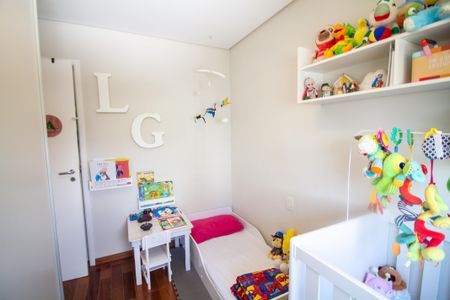 Apartamento à venda com 103m², 3 quartos e 2 vagas Apartamento à venda com 103m², 3 quartos e 2 vagasQuarto 2