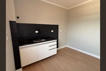 Apartamento à venda com 77m², 2 quartos e sem vaga Apartamento à venda com 77m², 2 quartos e sem vagaCozinha