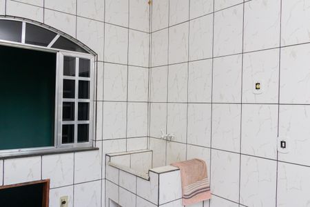 Casa para alugar com 100m², 2 quartos e sem vagaÁrea de Serviço