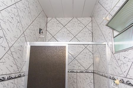 Casa para alugar com 100m², 2 quartos e sem vagaBanheiro da Suíte