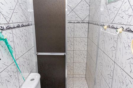 Casa para alugar com 100m², 2 quartos e sem vagaBanheiro da Suíte