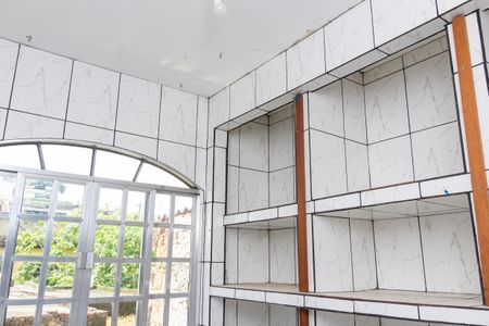 Casa para alugar com 100m², 2 quartos e sem vagaÁrea de Serviço