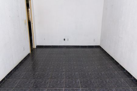 Casa para alugar com 100m², 2 quartos e sem vagaQuarto Suíte