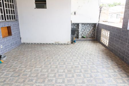 Casa para alugar com 100m², 2 quartos e sem vagaVaranda