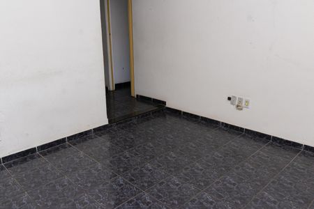 Casa para alugar com 100m², 2 quartos e sem vagaSala