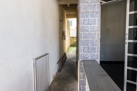 Casa para alugar com 100m², 2 quartos e sem vagaQuintal