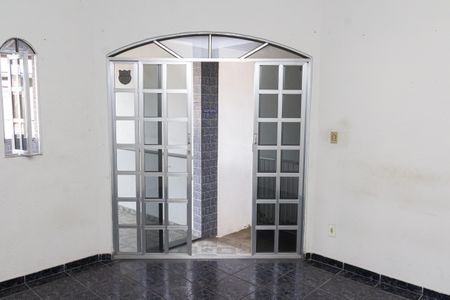 Sala de casa para alugar com 2 quartos, 100m² em Campo Grande, Rio de Janeiro