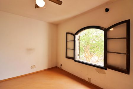 Casa para alugar com 181m², 2 quartos e sem vagaQuarto 1