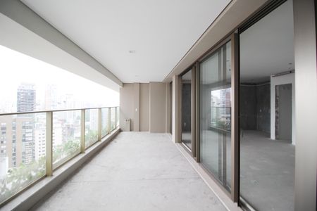 Varanda de apartamento à venda com 3 quartos, 150m² em Indianópolis, São Paulo