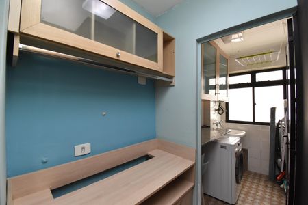 Apartamento para alugar com 71m², 3 quartos e 1 vagaÁrea de Serviço