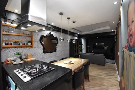 Apartamento para alugar com 3 quartos, 71m² em Centro, Curitiba