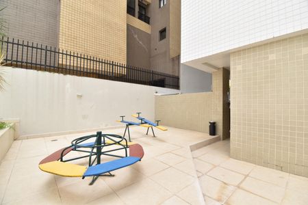 Apartamento para alugar com 71m², 3 quartos e 1 vagaÁrea comum - Playground