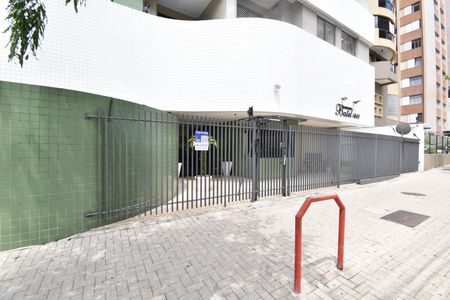 Apartamento para alugar com 71m², 3 quartos e 1 vagaFachada com Plaquinha