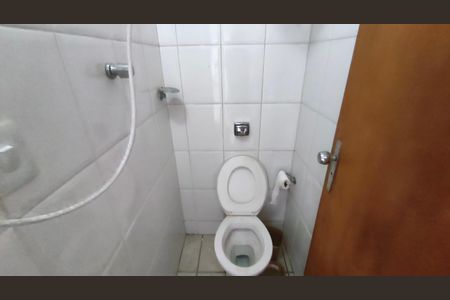 Casa para alugar com 80m², 3 quartos e 1 vaga Casa para alugar com 80m², 3 quartos e 1 vagaBanheiro de serviço