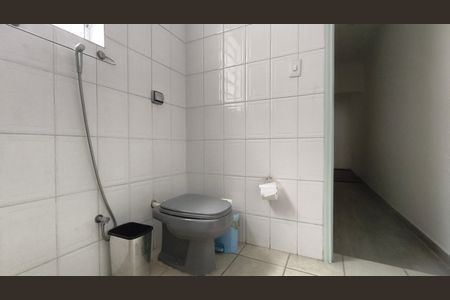 Casa para alugar com 80m², 3 quartos e 1 vaga Casa para alugar com 80m², 3 quartos e 1 vagaBanheiro