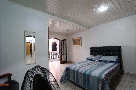 Casa à venda com 375m², 3 quartos e 2 vagasSuíte 2