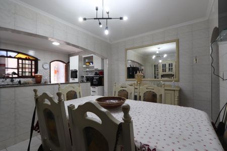 Casa à venda com 375m², 3 quartos e 2 vagasCopa