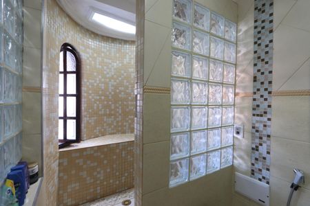 Banheiro da Suíte de casa à venda com 3 quartos, 375m² em Vila Nova Pauliceia, São Paulo