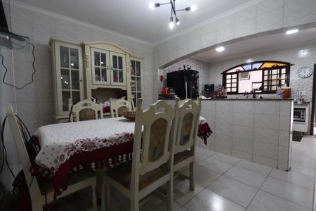 Casa à venda com 375m², 3 quartos e 2 vagasCopa