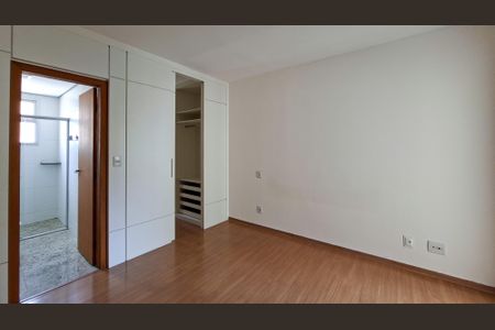 Quarto de apartamento à venda com 4 quartos, 130m² em Fernão Dias, Belo Horizonte