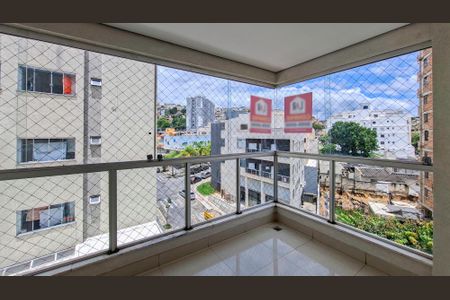 Varanda da Sala de apartamento à venda com 4 quartos, 130m² em Fernão Dias, Belo Horizonte