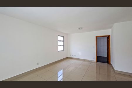 Sala de apartamento à venda com 4 quartos, 130m² em Fernão Dias, Belo Horizonte